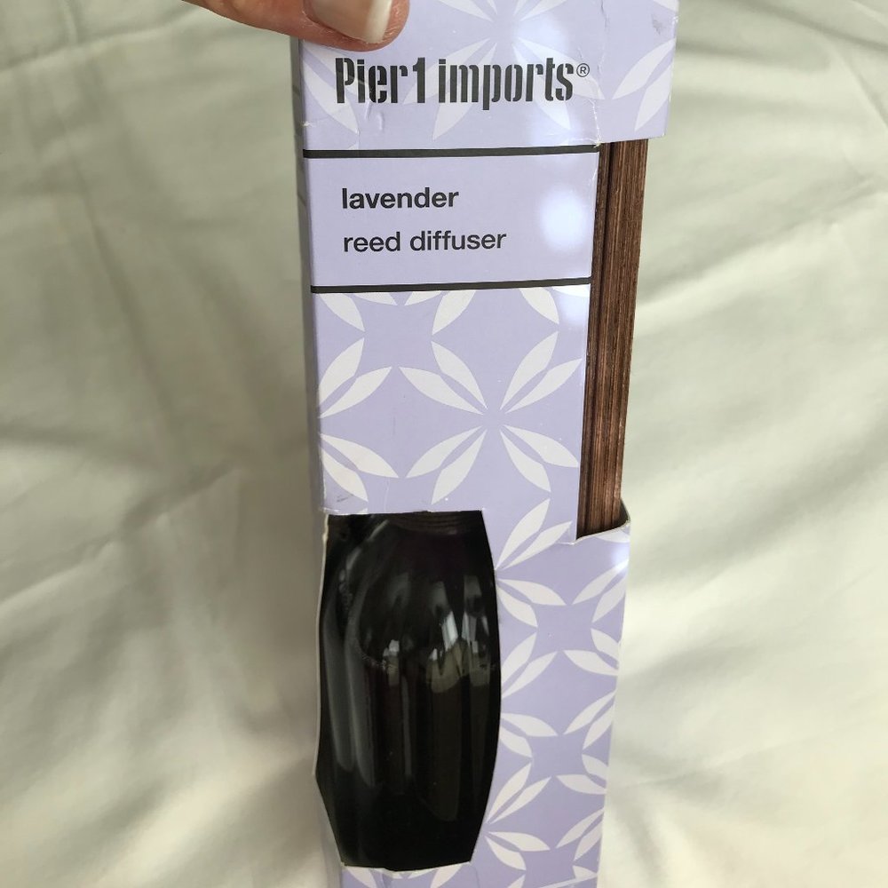 PIER 1 IMPORTS Lavender Reed Diffuser NEW